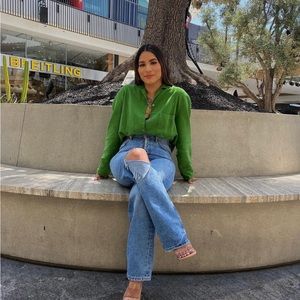 ZARA NWT Apple green button down top